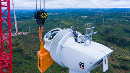 01-Wind-turbine_2163494501.jpg
