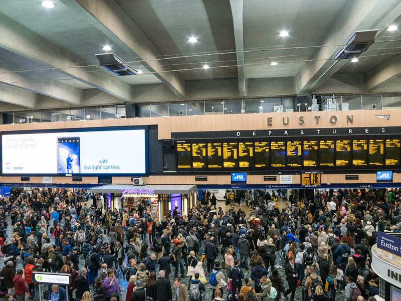 Euston-Station-MUST-CREDIT_SS759195409_web.jpg