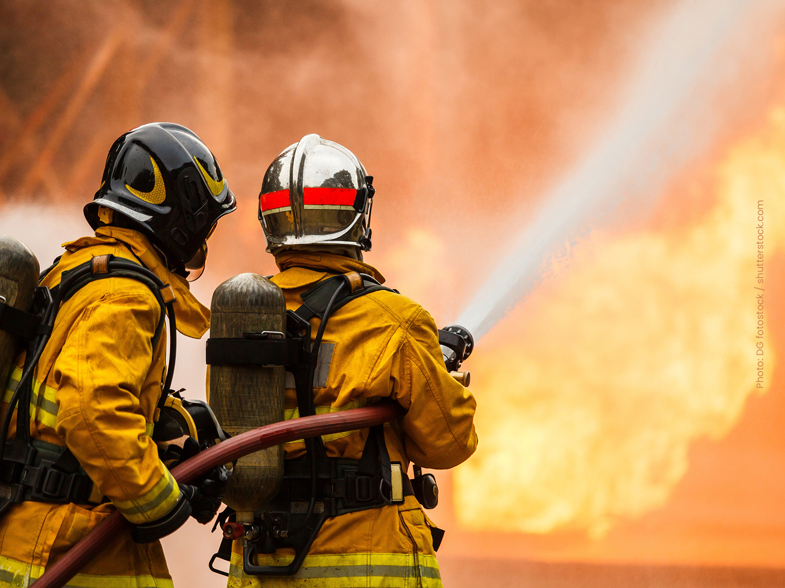 01-Firefighters_2722052623.jpg